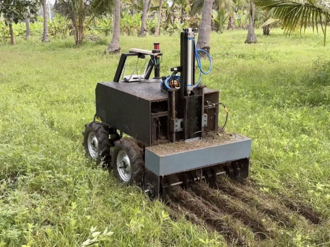 AI De-Weeder Robot